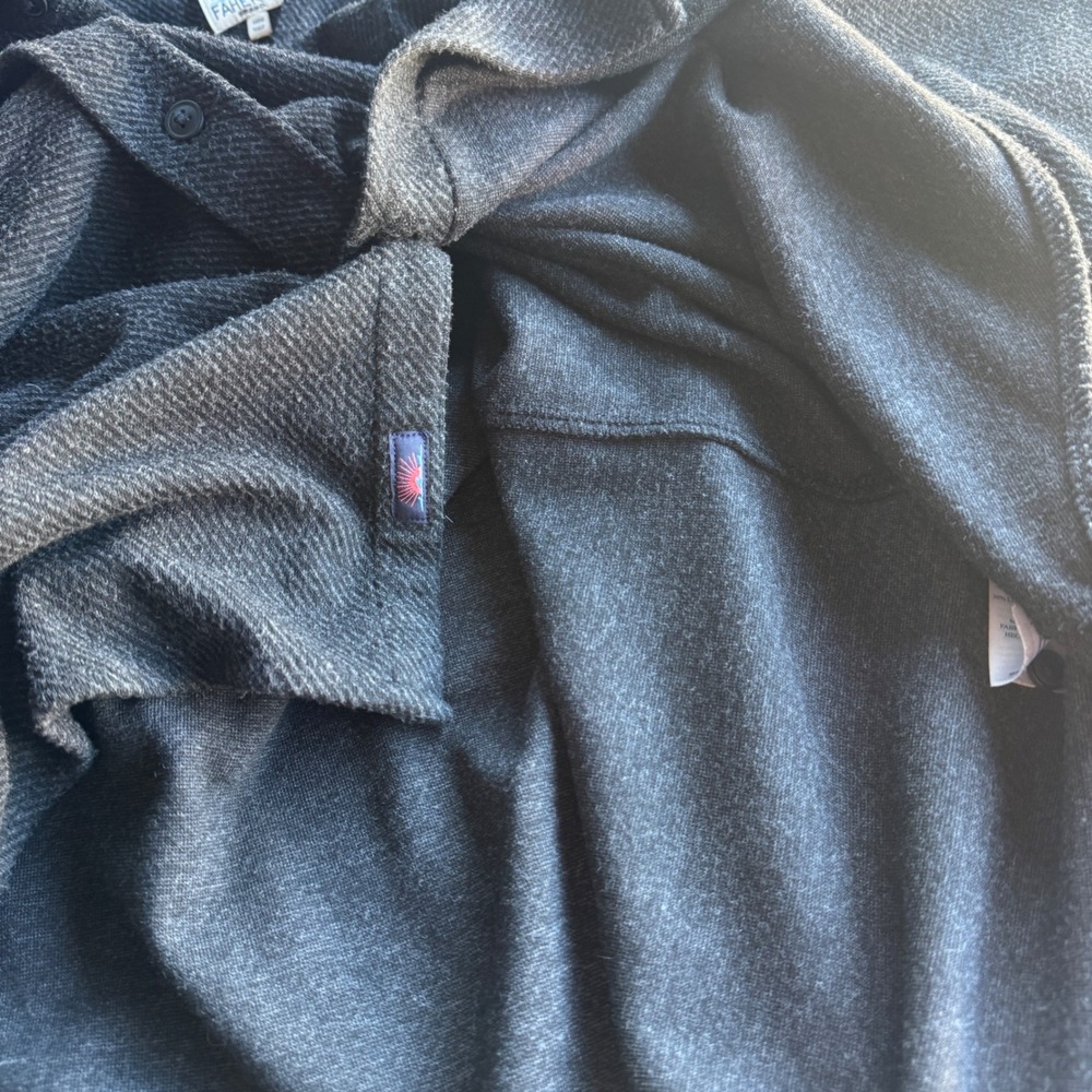 Faherty Sweater Shirt XL Grey Mens Herringbone Knit Stretch Button Down - Picture 9 of 14